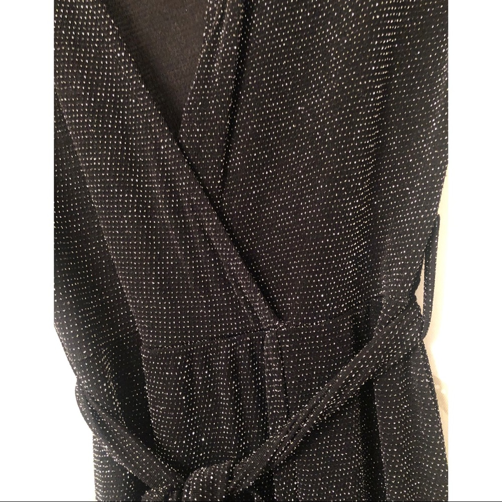 Glitter wrap gown 💥🖤 - Picture 3 of 4